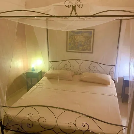 Πανσιόν Centro Storico 3*