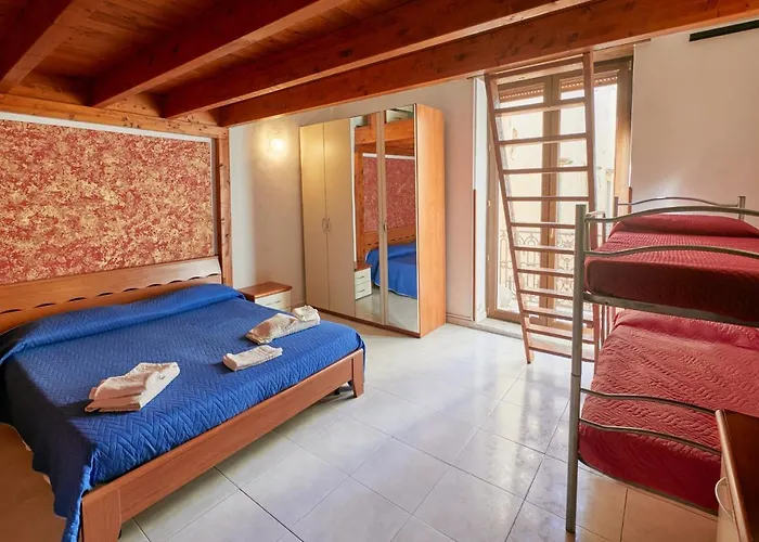 Guest house Centro Storico 3*